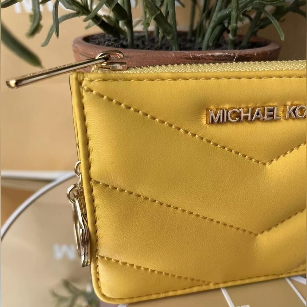 Michael Kors Jet Set Small Quilted Coin Pouch Card Wallet Yellow NWT - Picture 4 of 6